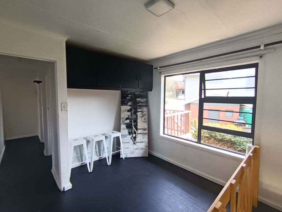 2 Bedroom Property for Sale in Hickmans River Eastern Cape